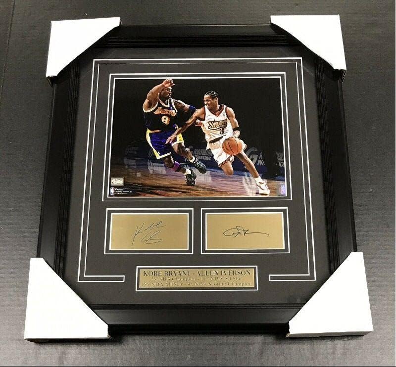 Kobe Bryant Lakers Allen Iverson LÉZER GRAVÍROZOTT AUTOGRAMOT Keretes 8x10 Fotó - Dedikált NBA-Fotók