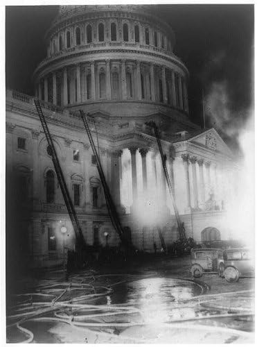 Fotó: Tűz a Capitol, Ahol Építészeti formákat tárolt,Washington,DC,1930